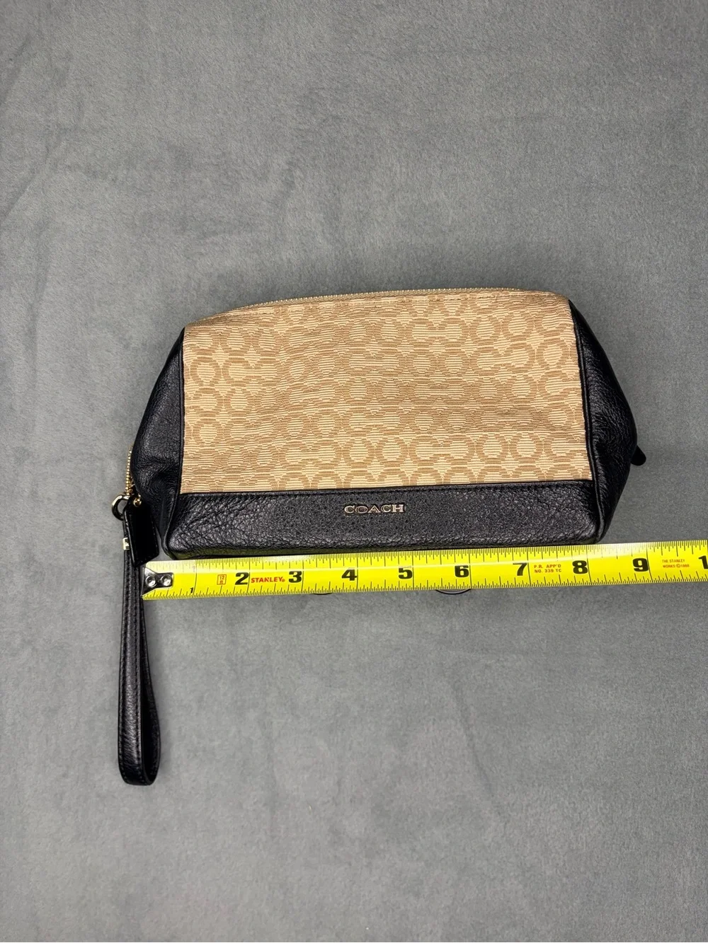 Coach wristlet signature